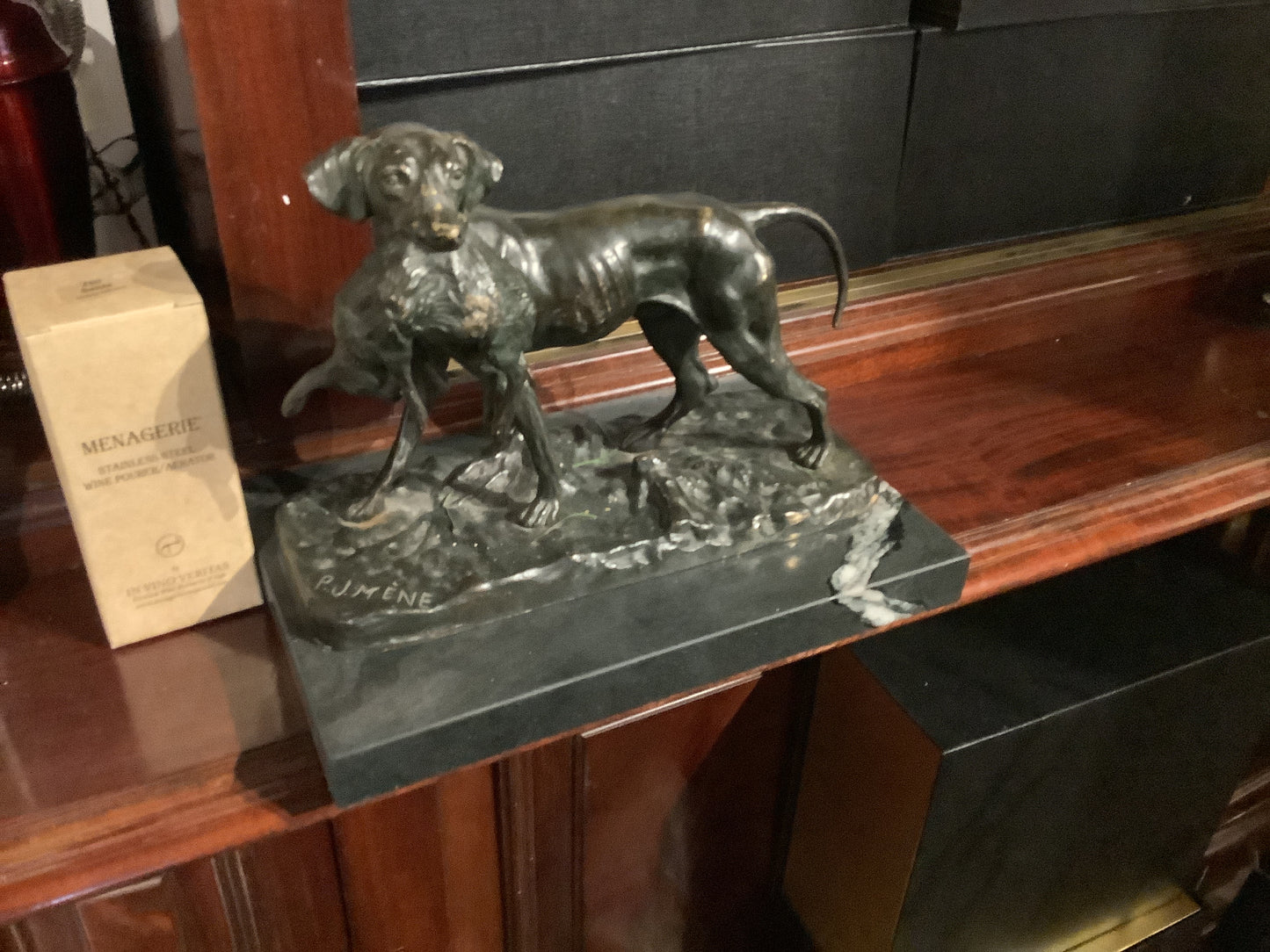 3100. Julien mens hunting dog statue