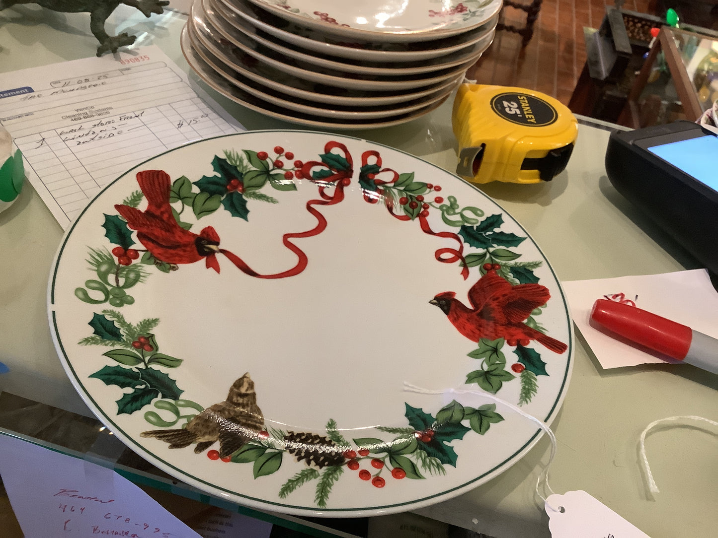 3019. Royal Norfolk cardinal plates