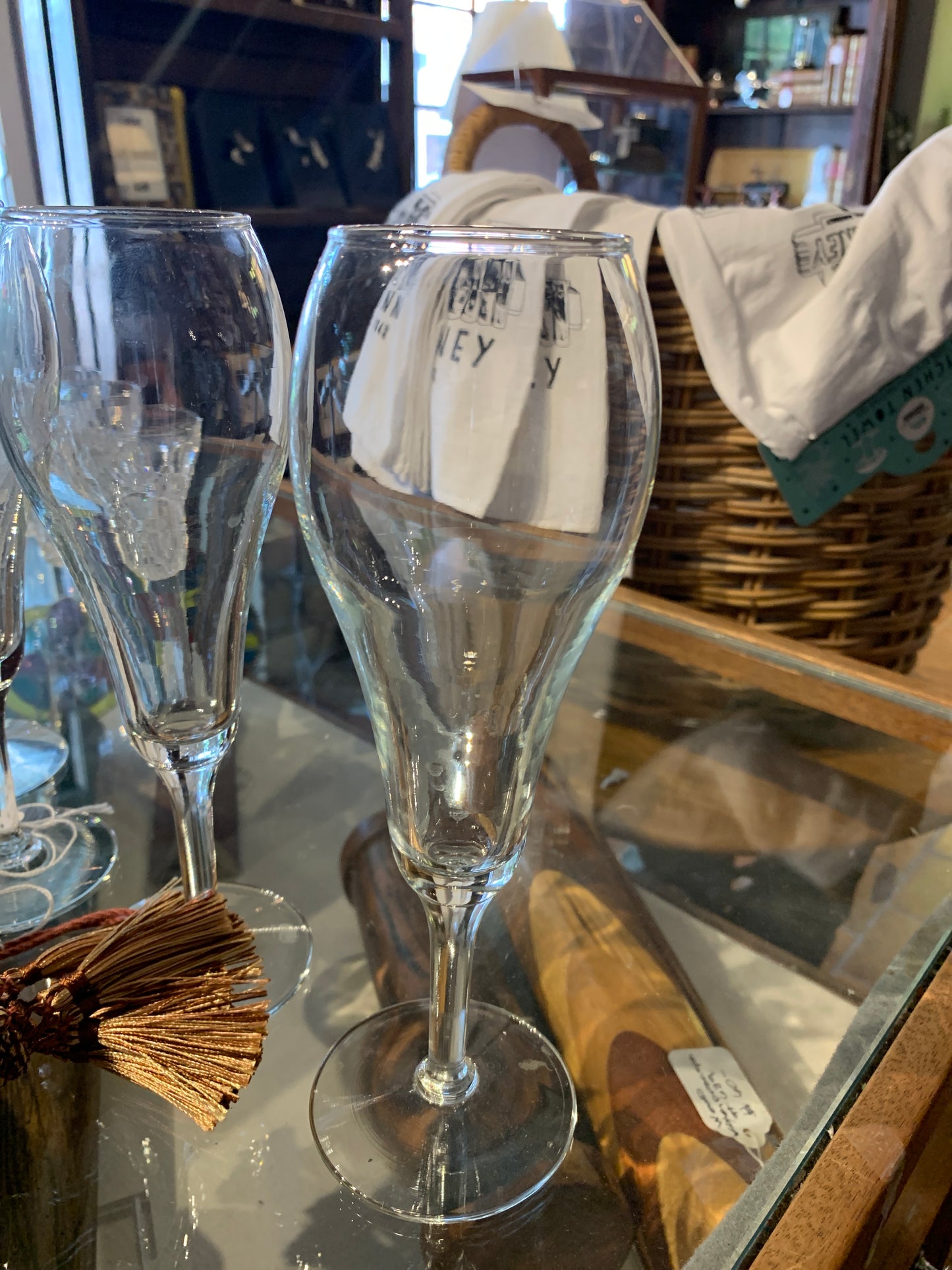 Tulip flute pair
