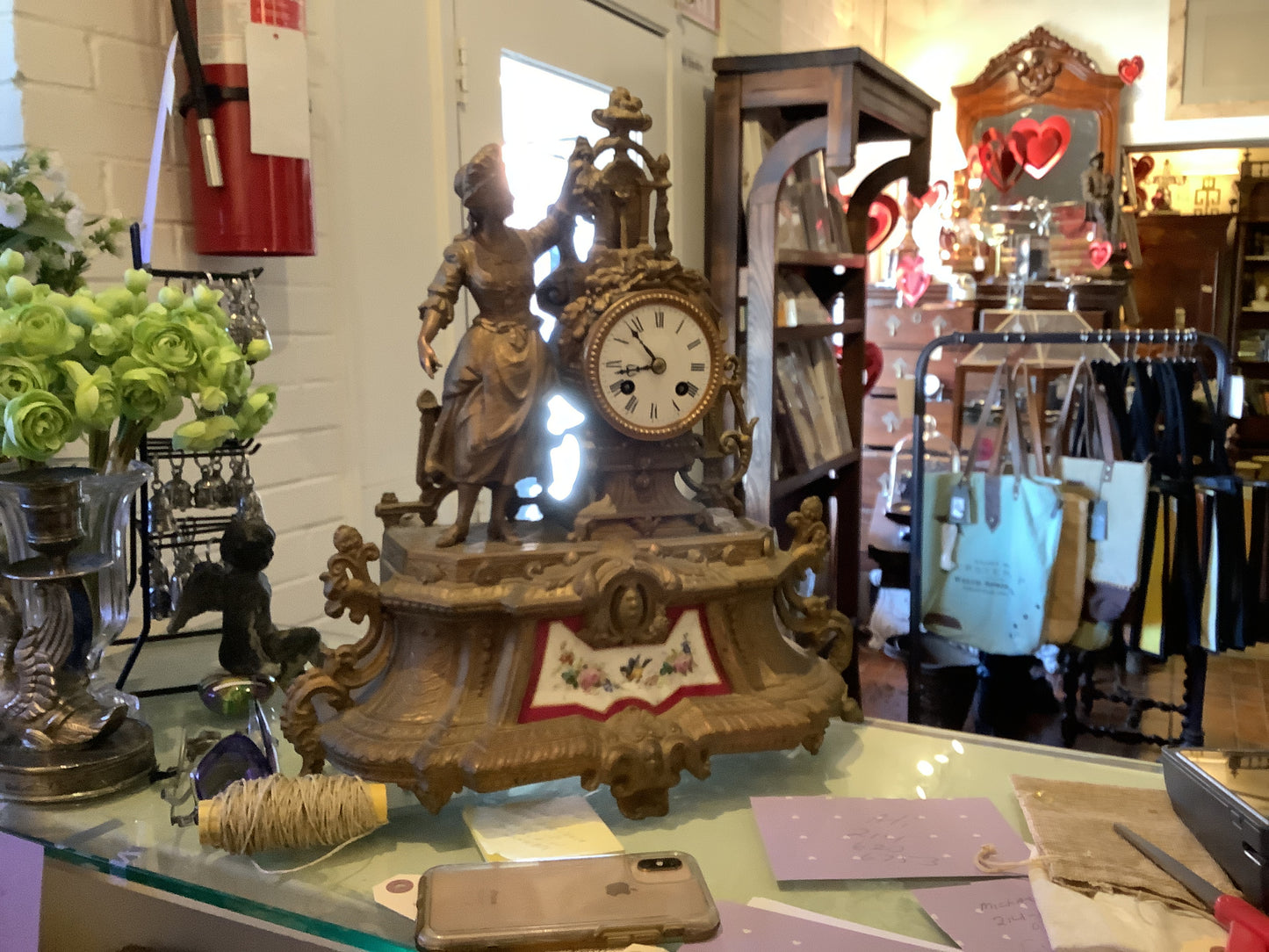 568. French figural mantle clock