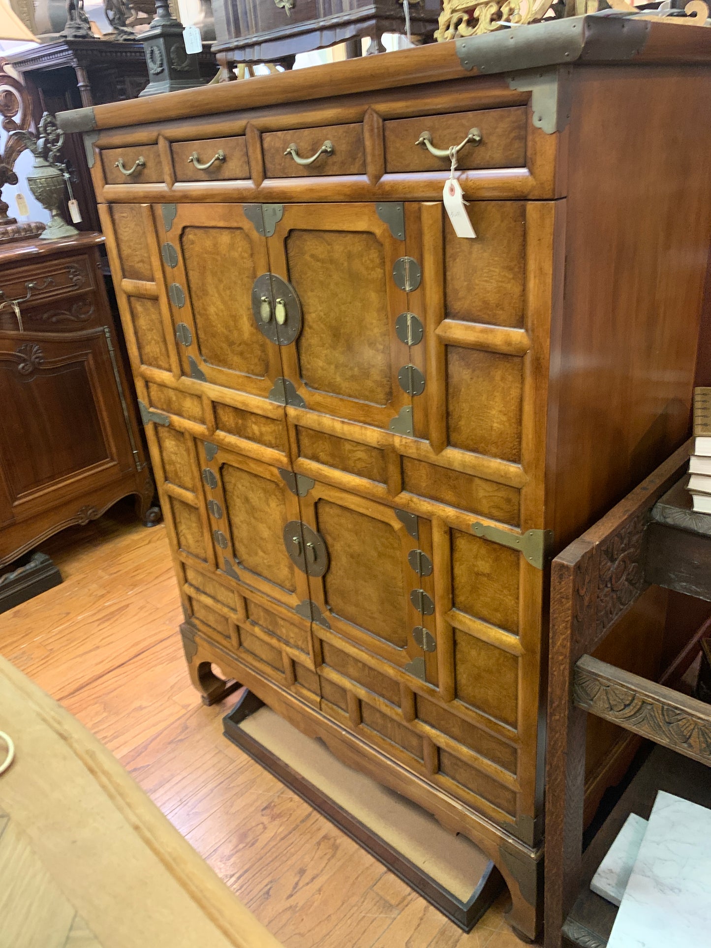 491. Baker brand Bandaj cabinet