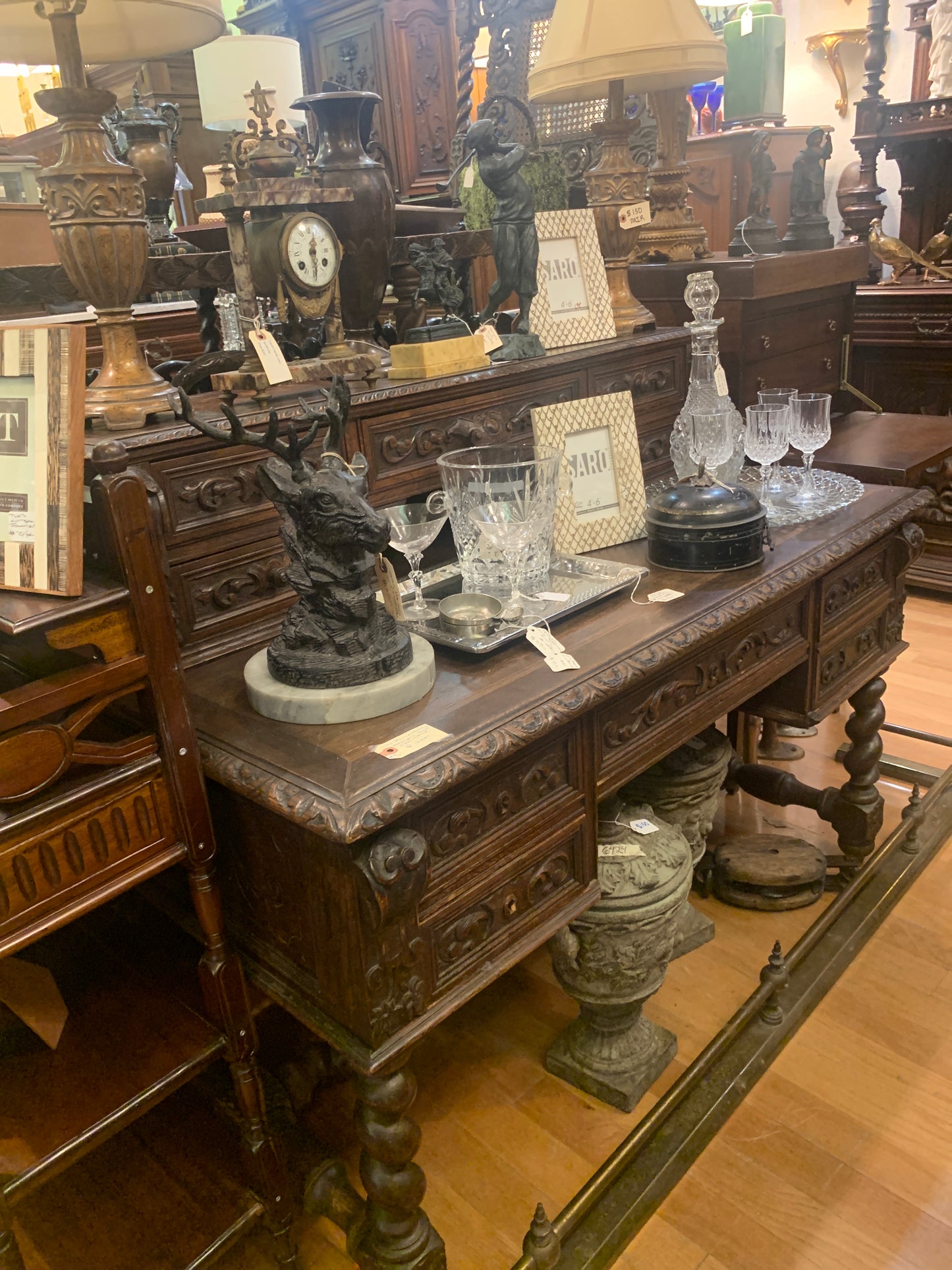 961. Neo Renaissance barley twist desk
