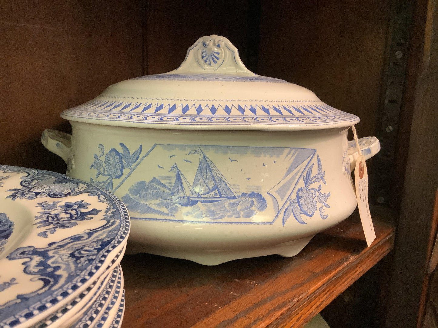 3006. Antique blue and white tureen