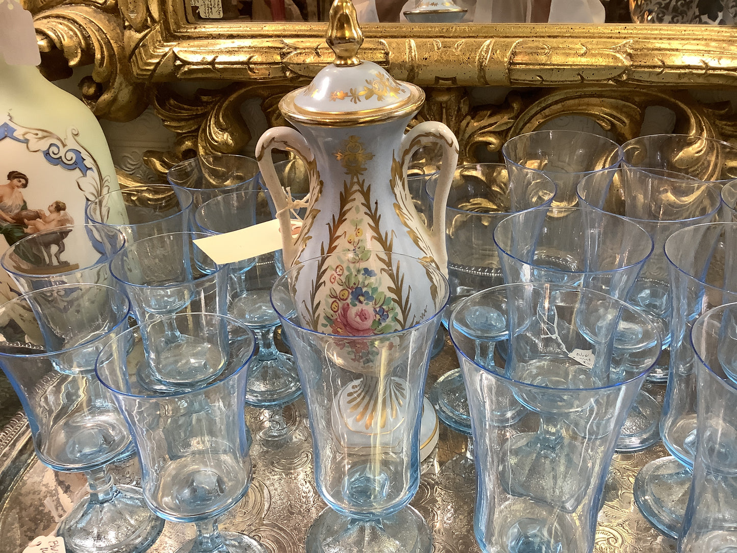 723. French amogee vase