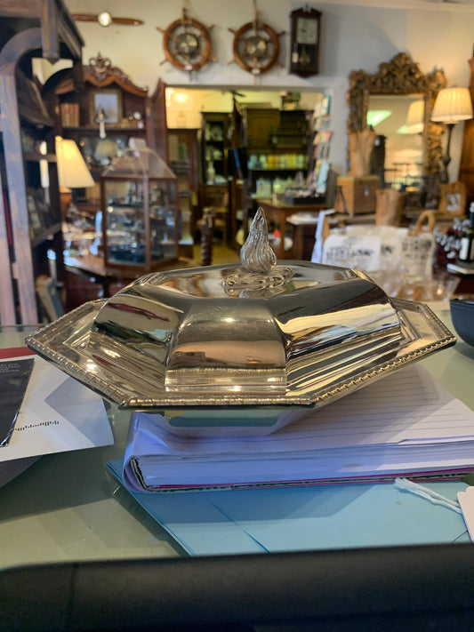 706. Lidded silver plate server dish