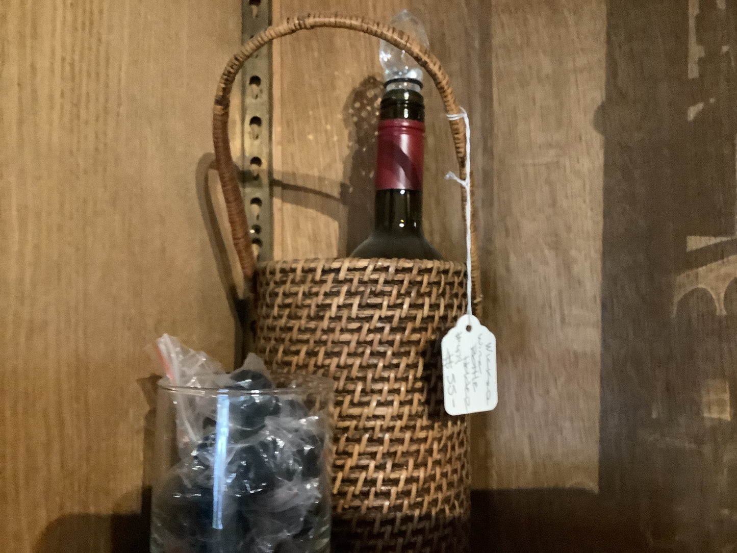479. Wicker bottle holder