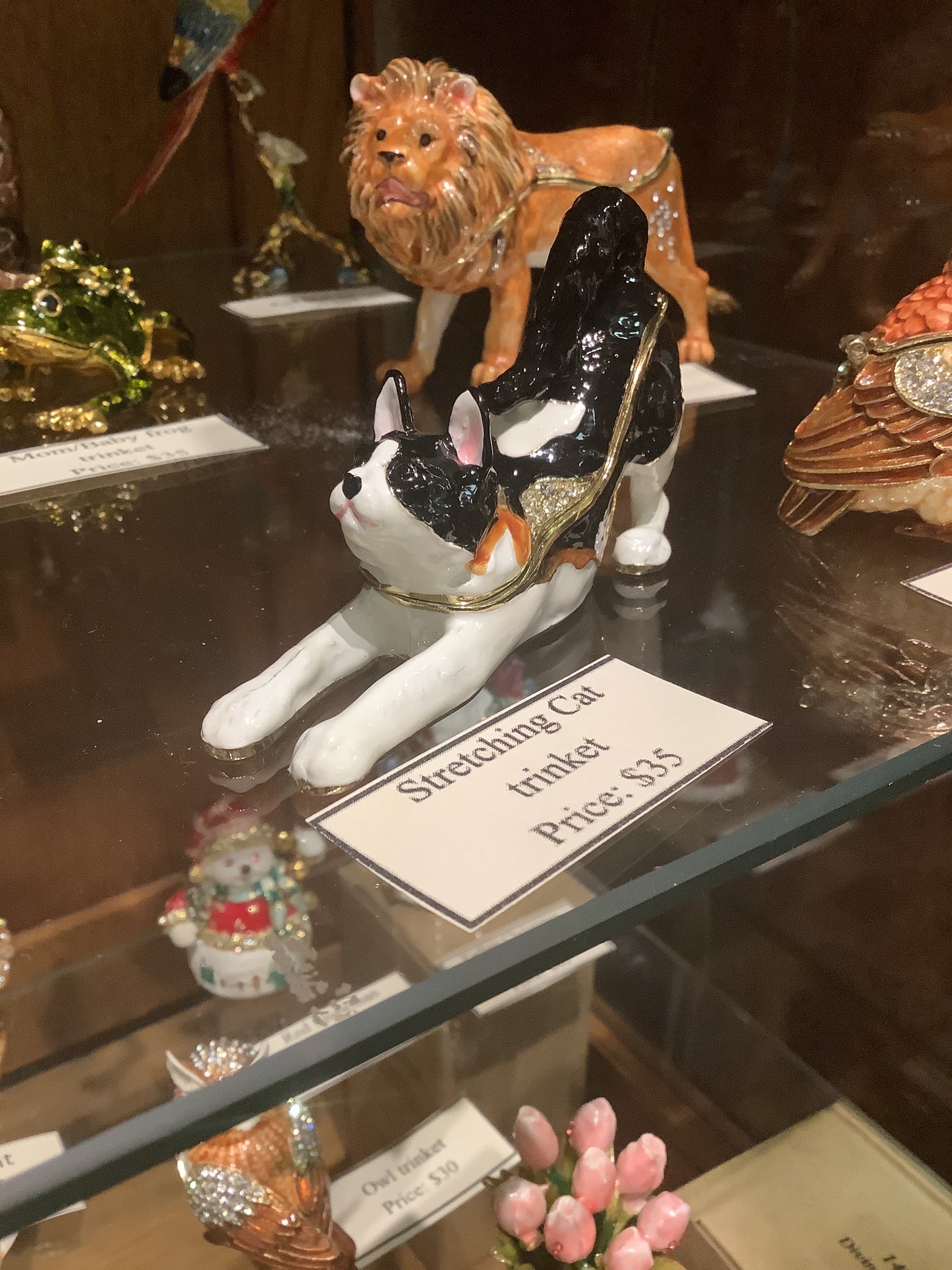 2919  Stretching Cat trinket