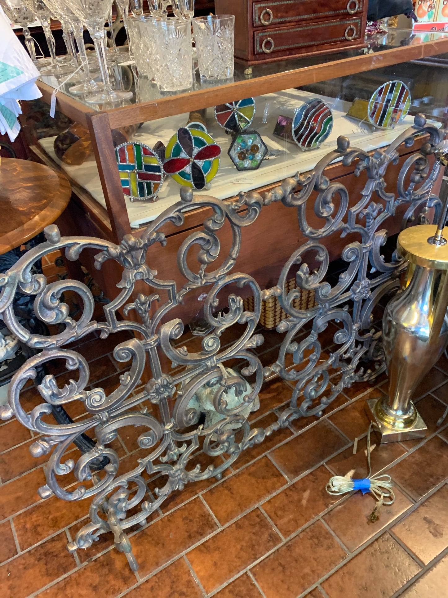 Iron fireplace screen