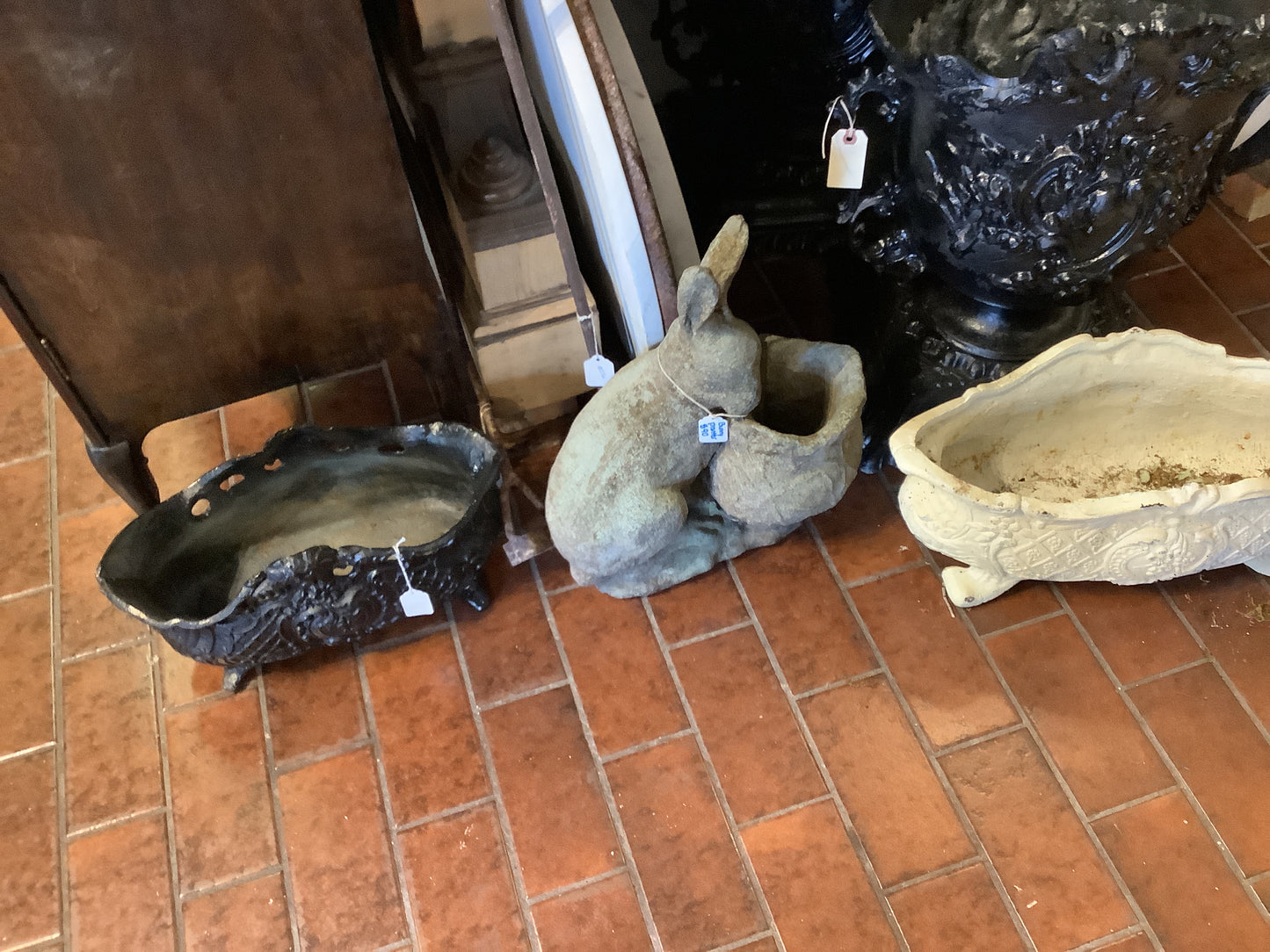 260. Cast iron jardiniere
