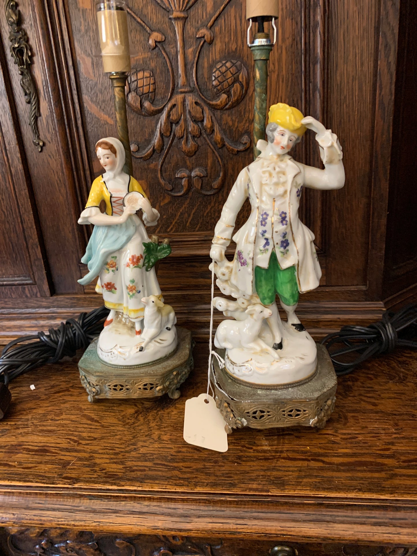 83. Figural lamps