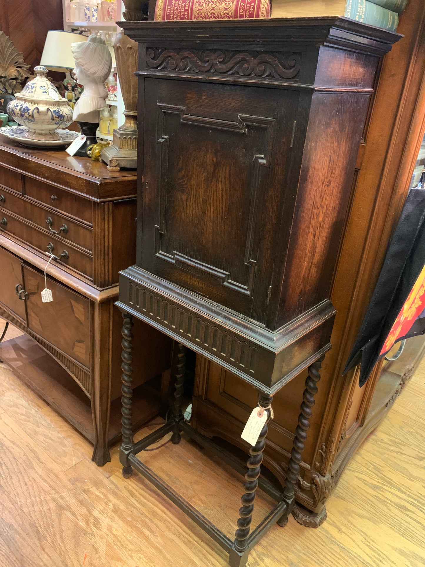 559. Petite Belgian cabinet