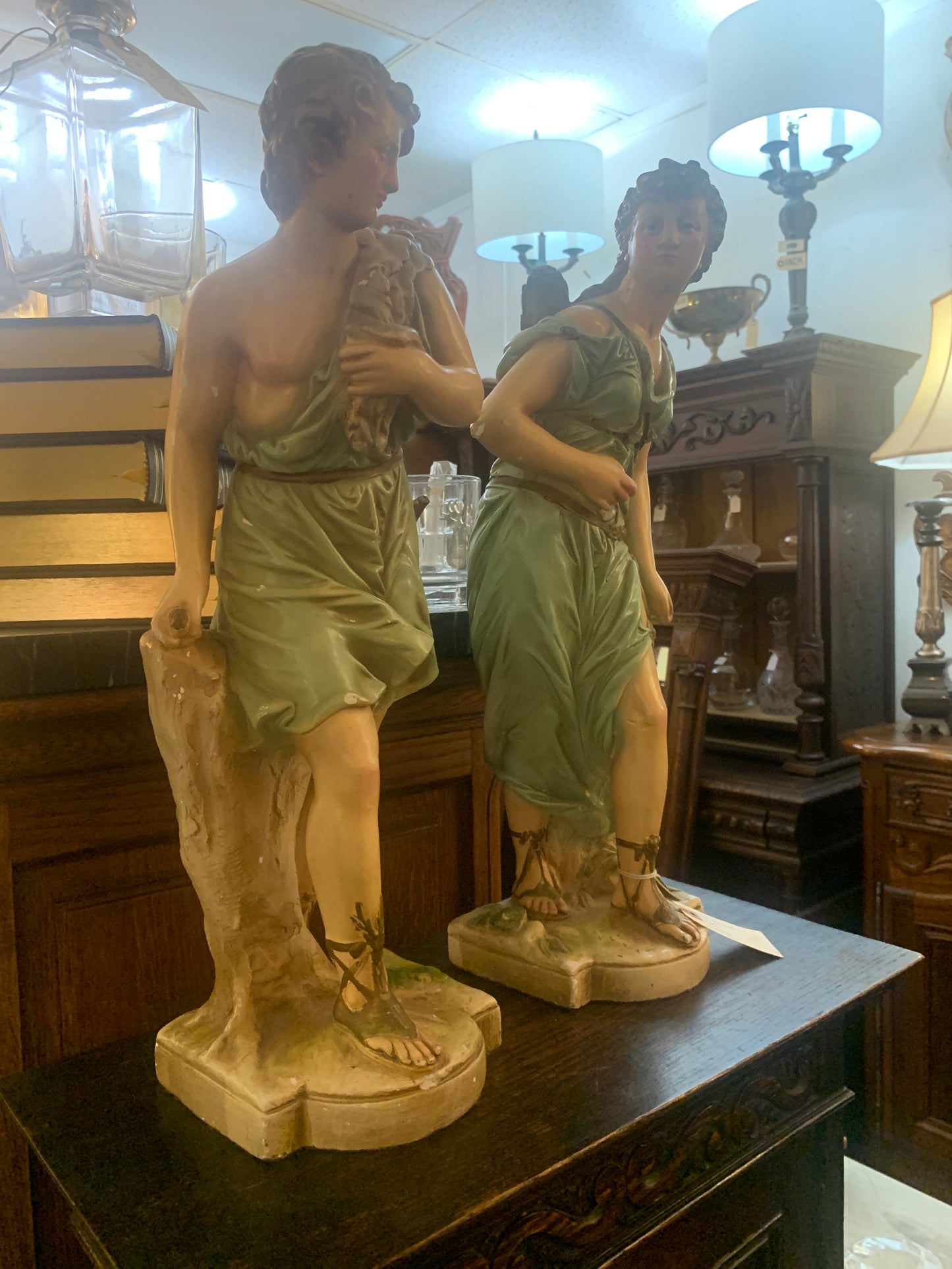 917. Chalk ware couple