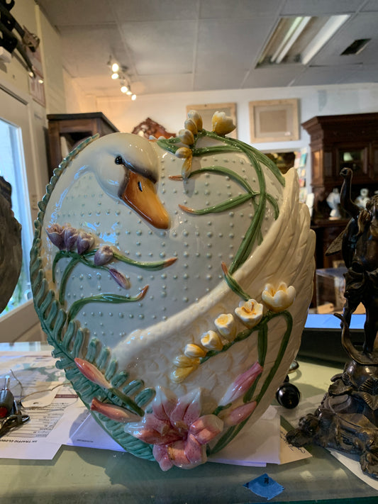 605. Rare Fitz&Floyd swan vase
