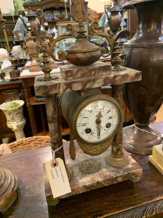 1034. French mantle clock