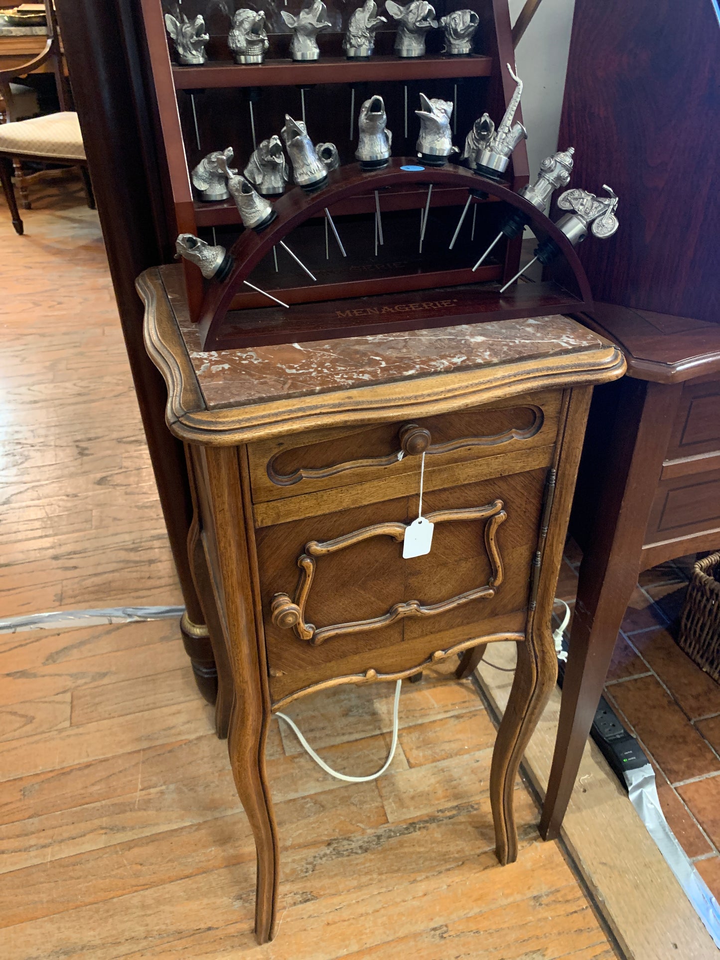 586. French accent table