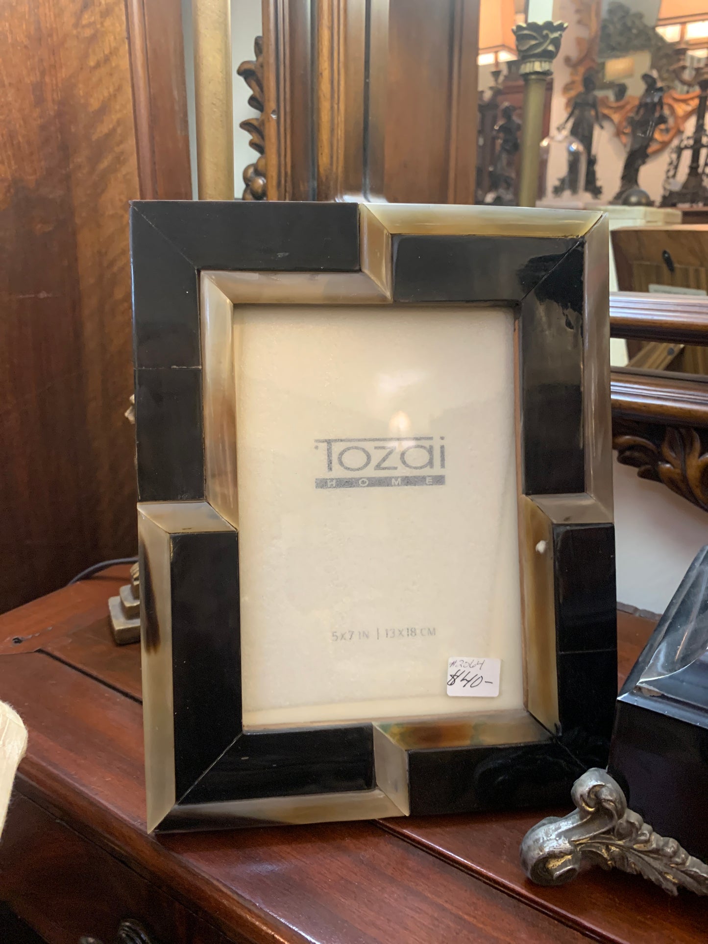 2064. Tozai frame