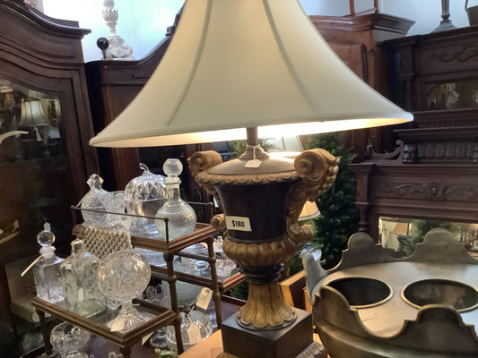 1148. Large brown urn lamps