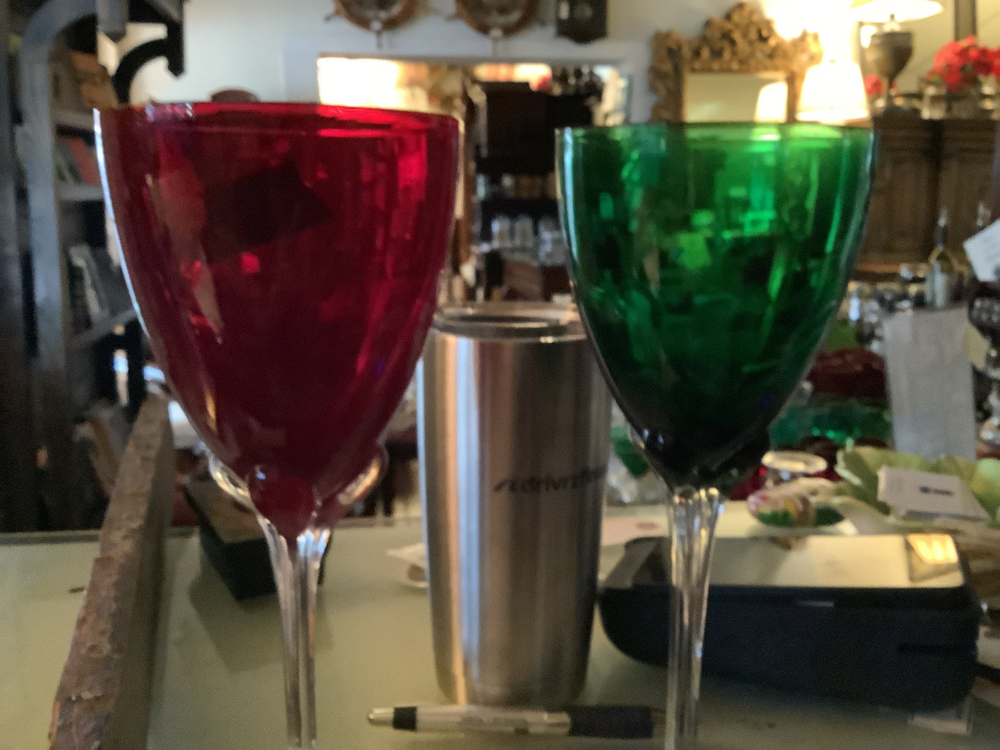 Red/green goblets 6