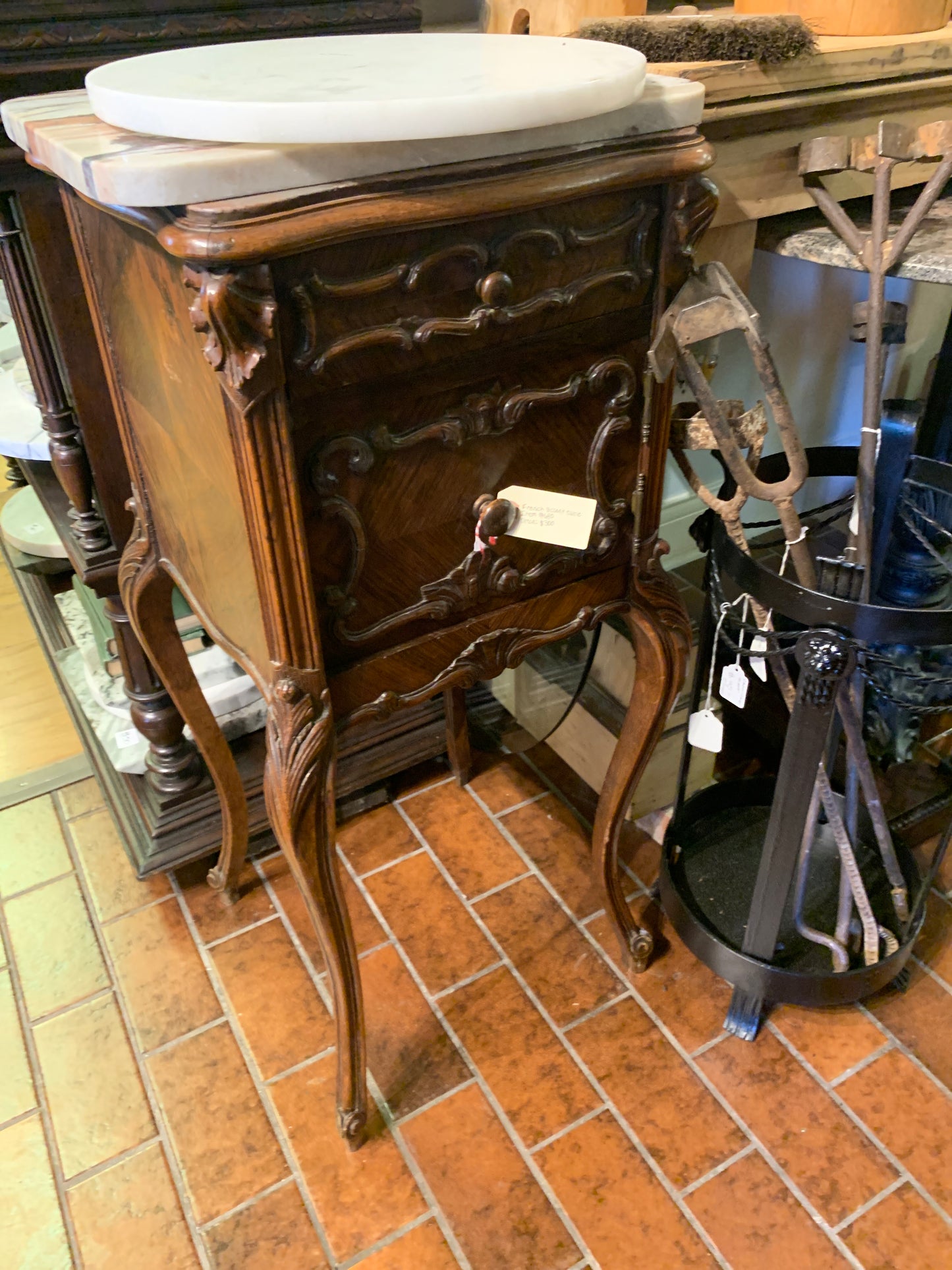 680. French accent table